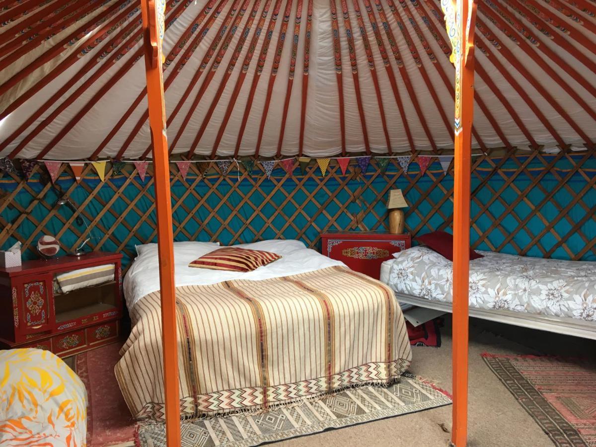 فندق Inch Hideaway Eco Camping Whitegate  المظهر الخارجي الصورة