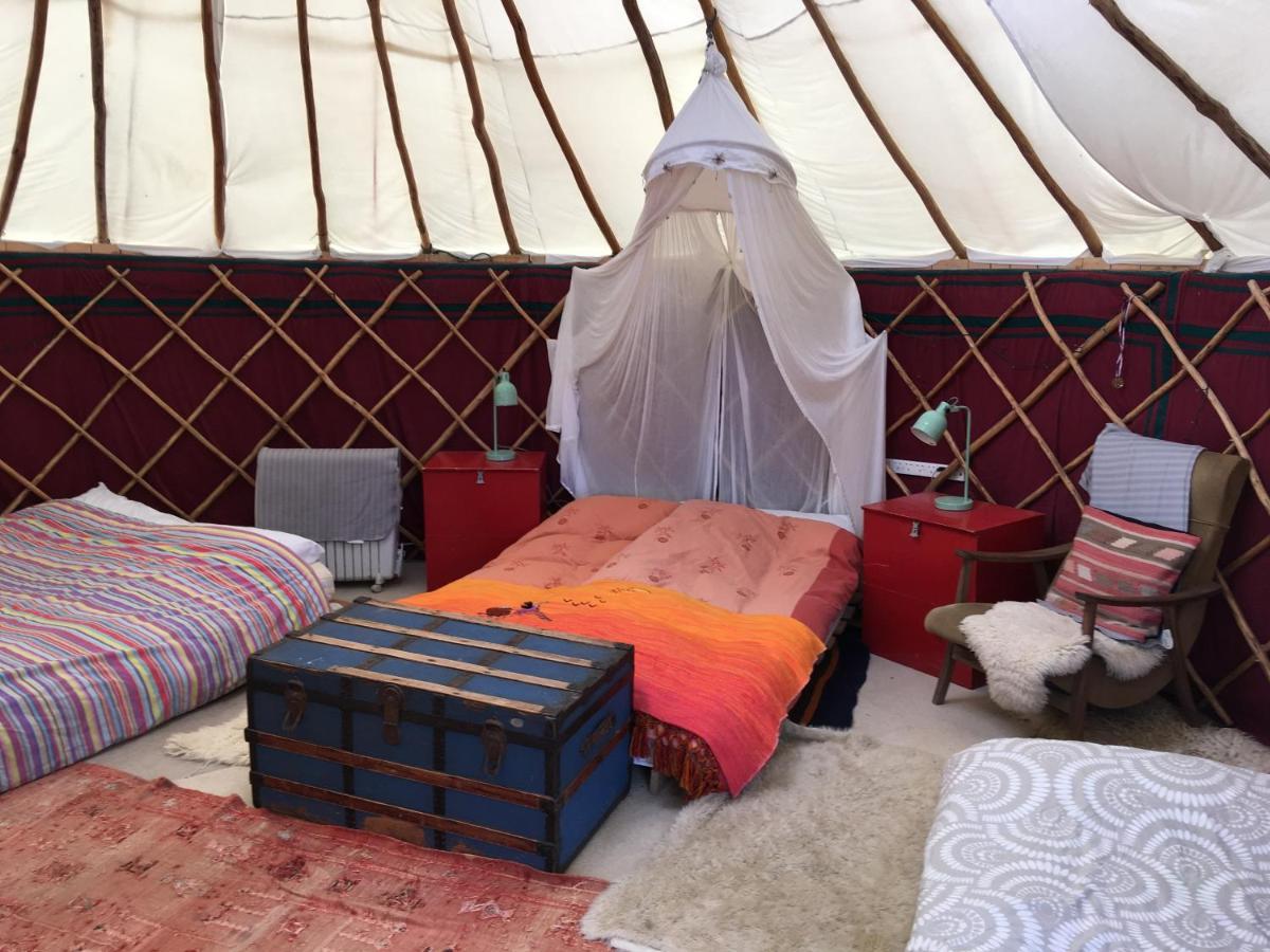 فندق Inch Hideaway Eco Camping Whitegate  المظهر الخارجي الصورة