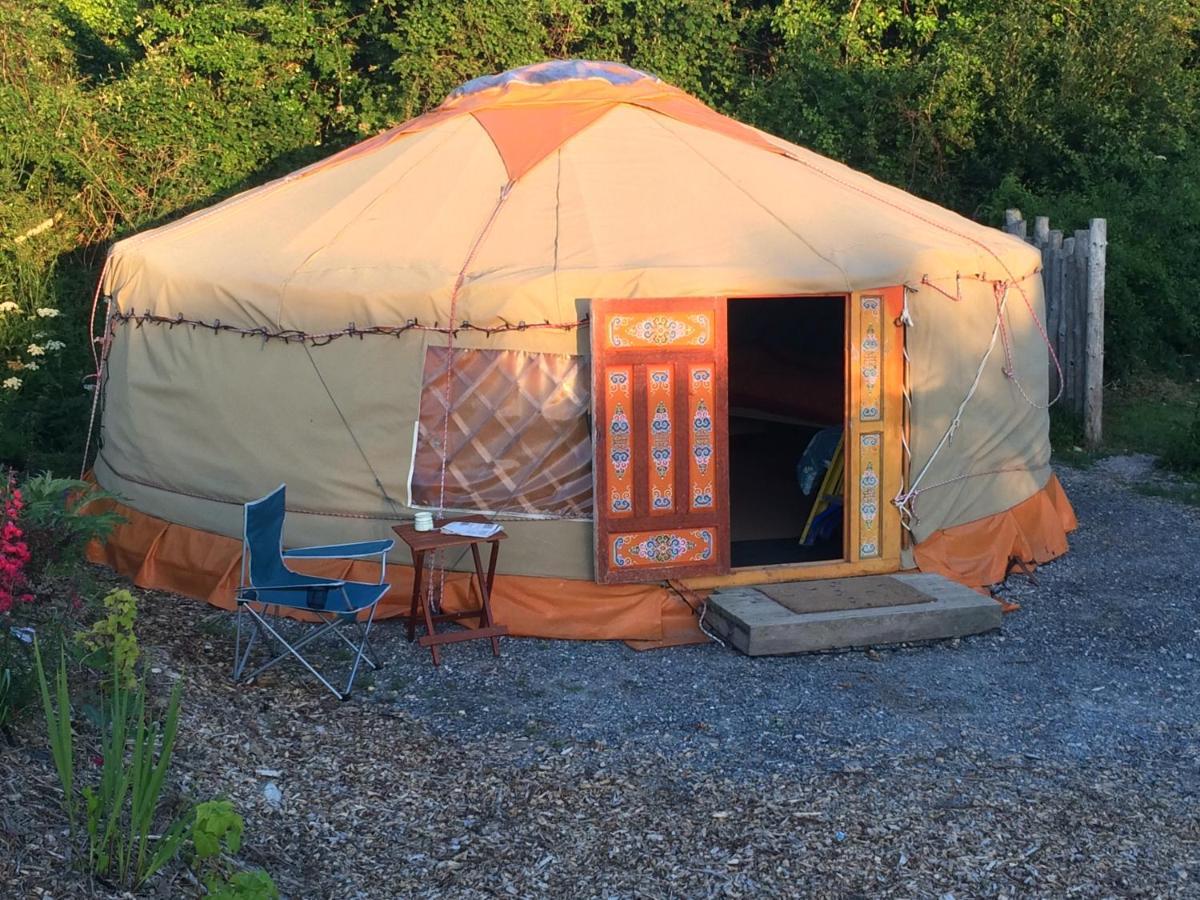 فندق Inch Hideaway Eco Camping Whitegate  المظهر الخارجي الصورة